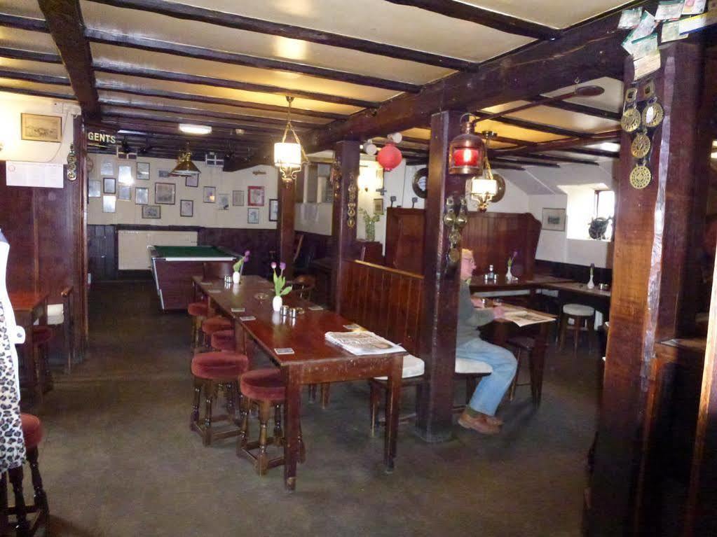 Cornish Arms Inn Port Isaac 2 Miles Pendoggett Ngoại thất bức ảnh