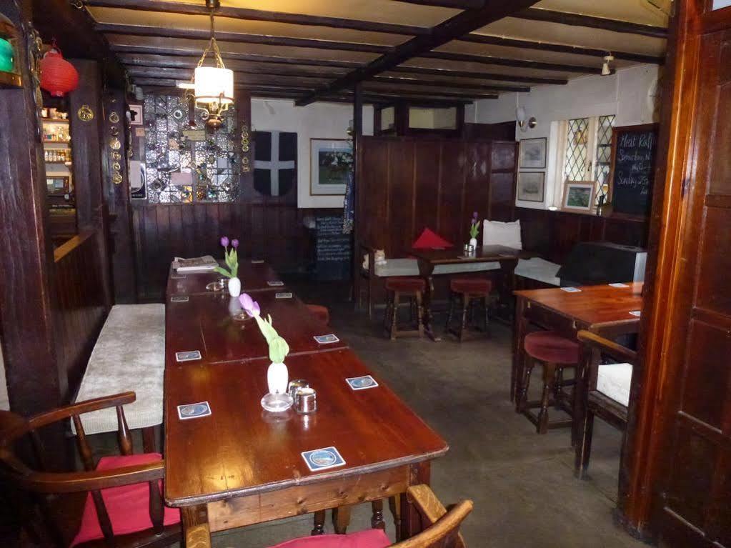 Cornish Arms Inn Port Isaac 2 Miles Pendoggett Ngoại thất bức ảnh